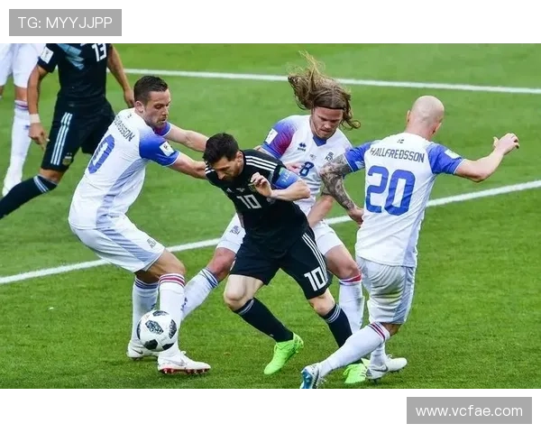 德国队新晋球员阵容:乌尔比希、伦纳特卡尔与沙德 德国队新晋球员阵容:乌尔比希、伦纳特卡尔与沙德